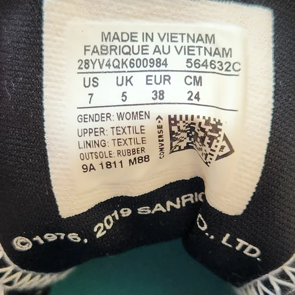 Converse Hello Kitty Print Collab Chuck Taylor Low Sneakers Black Cute Cat 7 - Picture 13 of 16